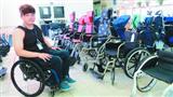 開啟劉瑋旂換了高活動型輪椅，出門較輕鬆方便，更有意願「走」出來